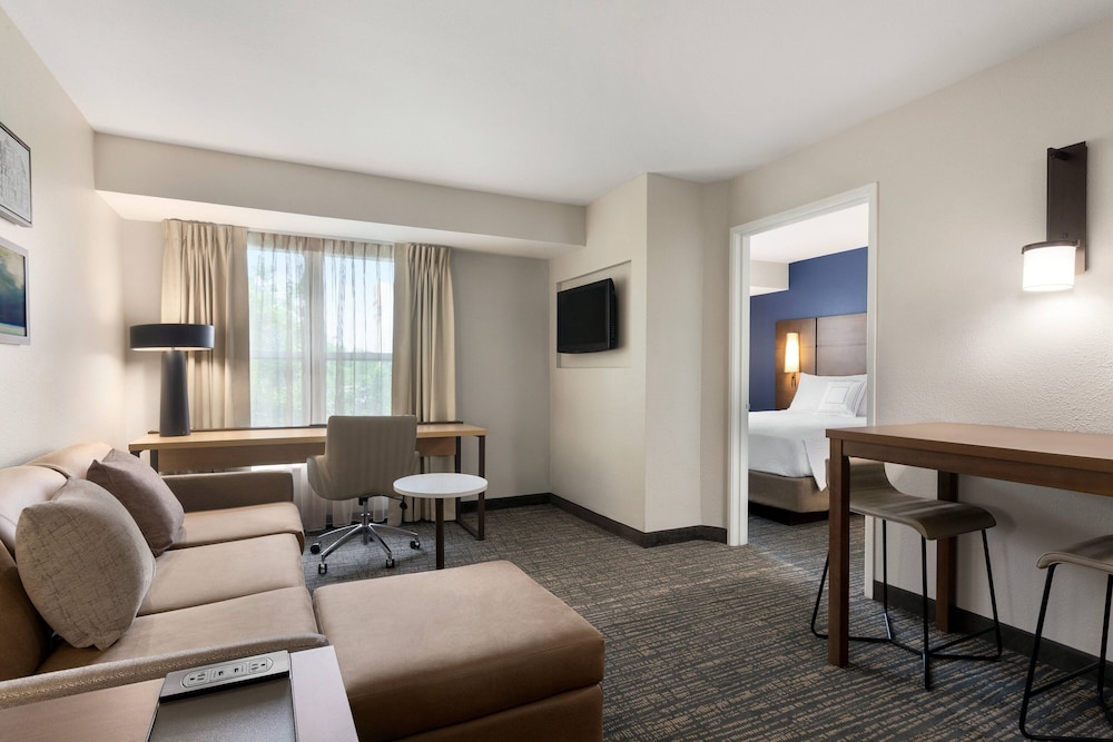 Suite, 1 Bedroom photo 1