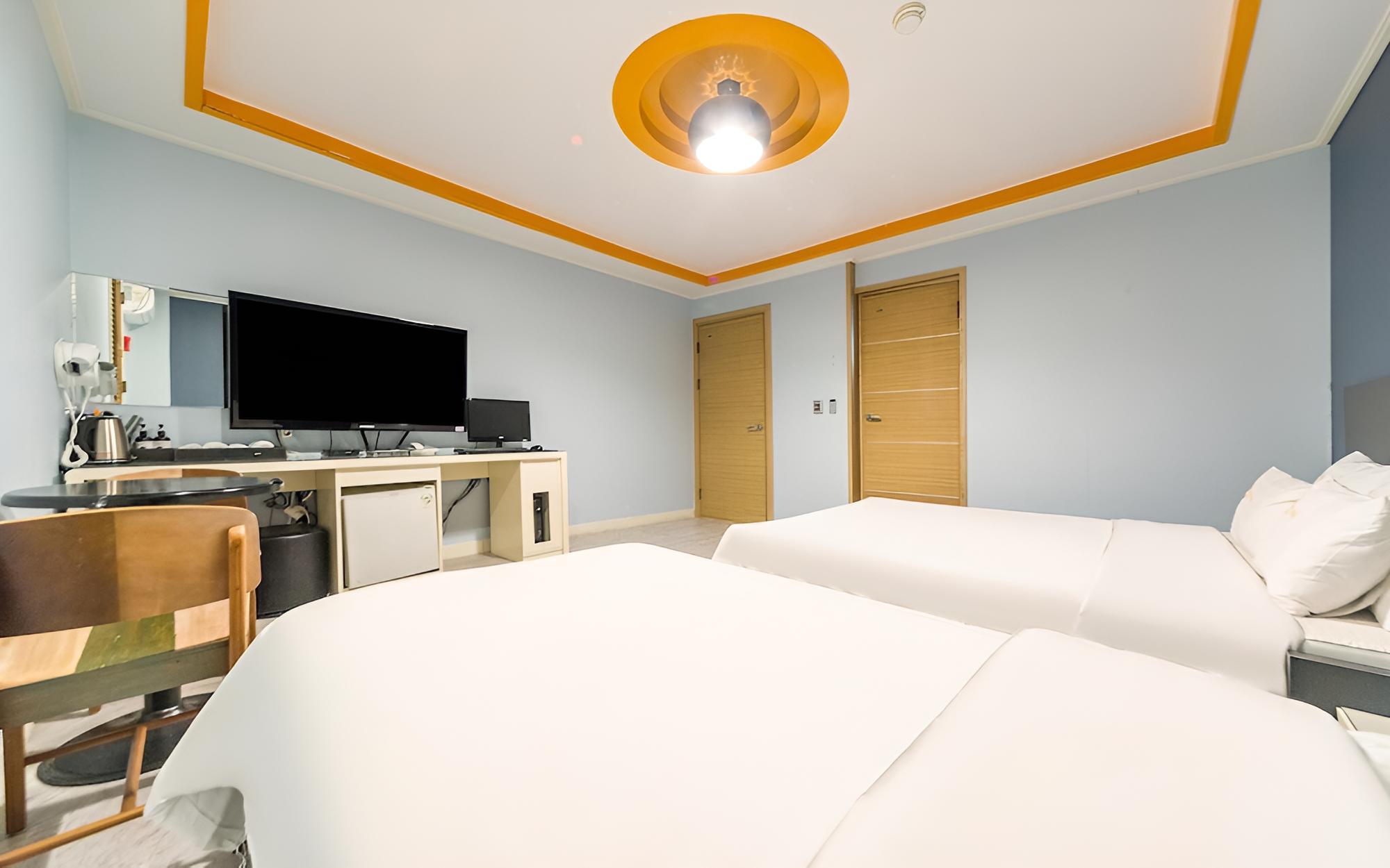 Room (Twin (Single and Double OTT)) photo 3