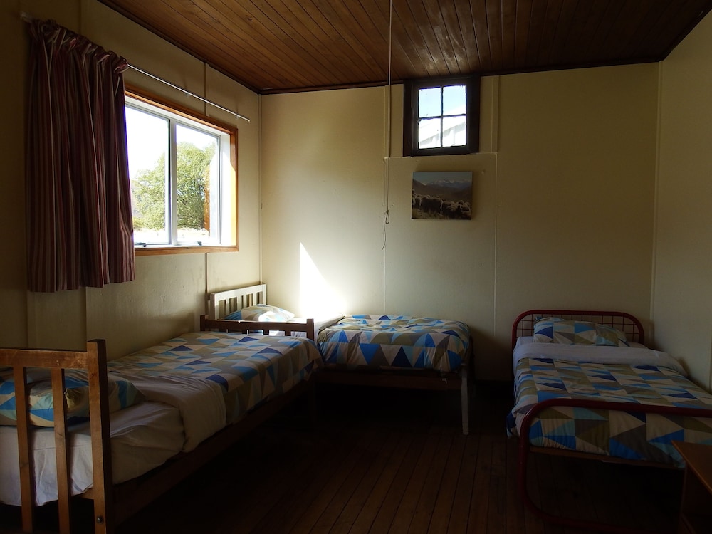 Classic Room, Multiple Beds photo 2