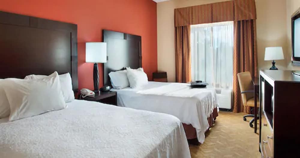 Room, 2 Queen Beds, Accessible, Non Smoking - Photo 3