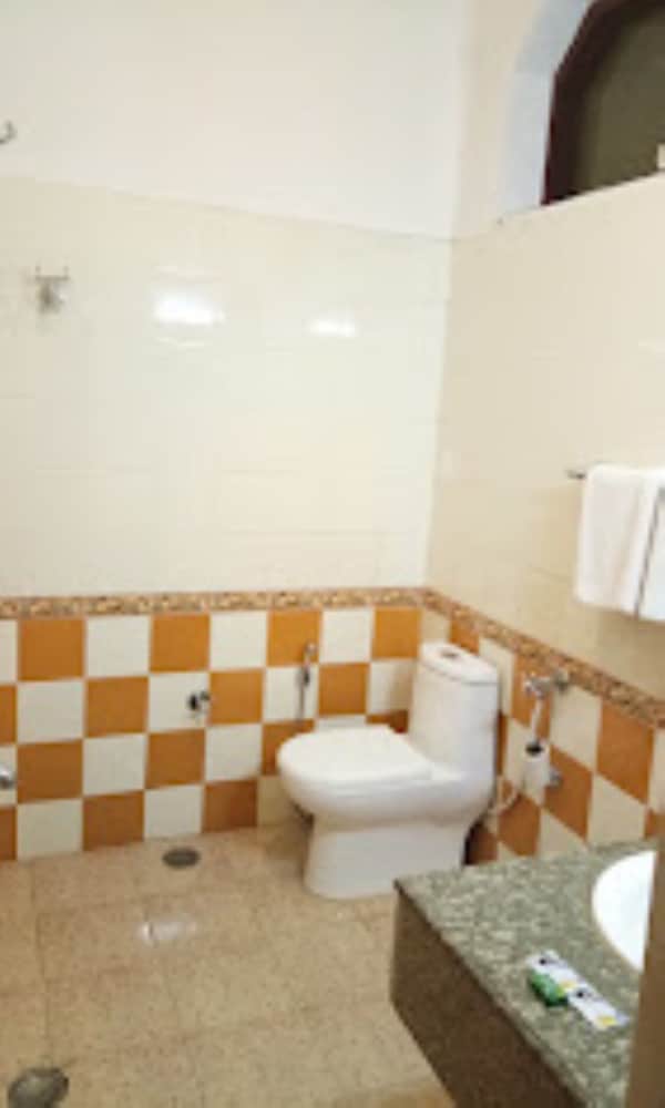 Deluxe Triple Room photo 2