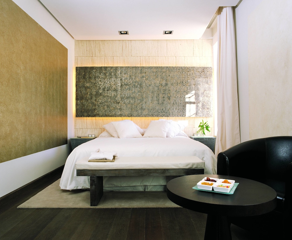 Single Room, 1 King Bed (Dreamer)