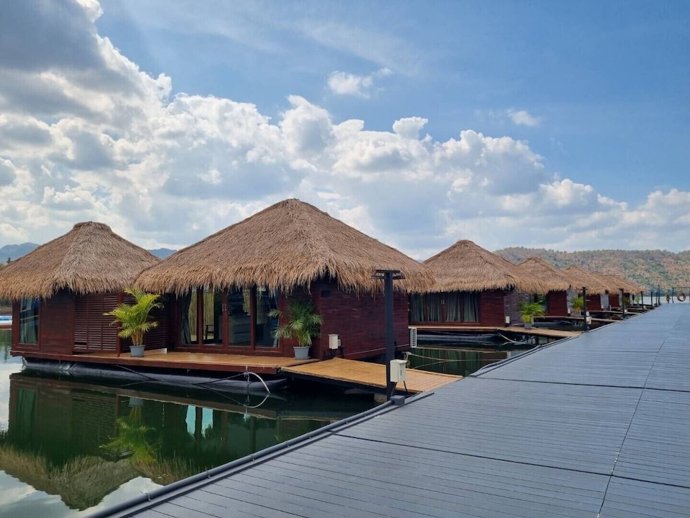 Maldives Water Park View Zone A - Photo 15
