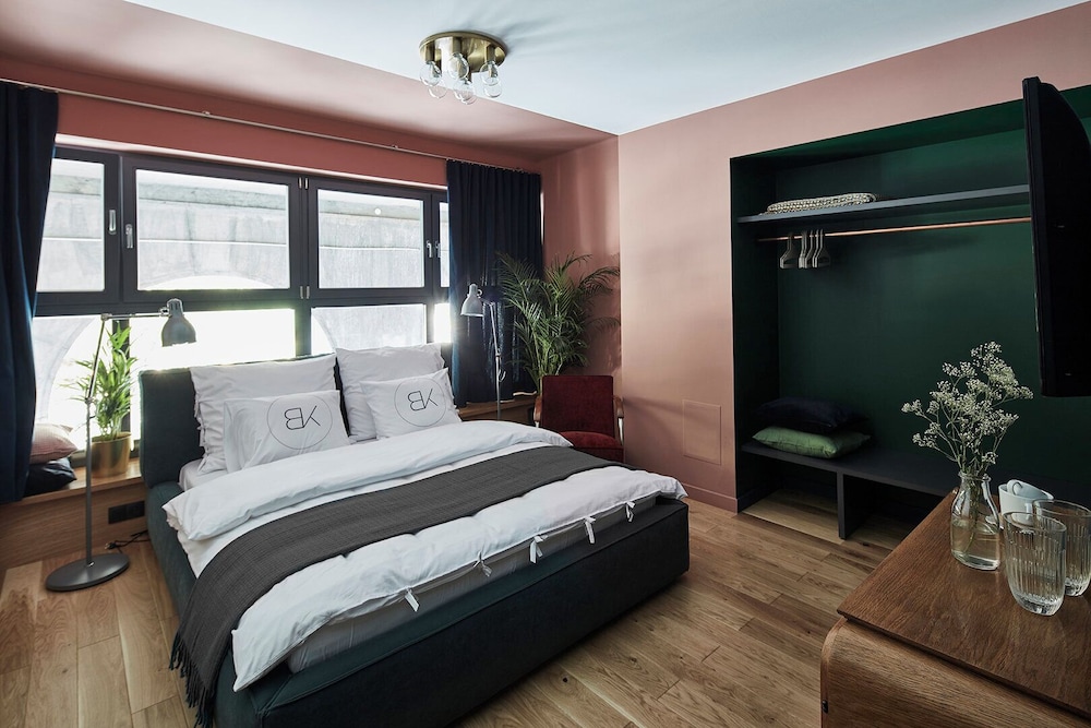 Superior Double Room, City View