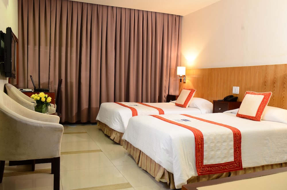 Standard Double or Twin Room - Photo 15
