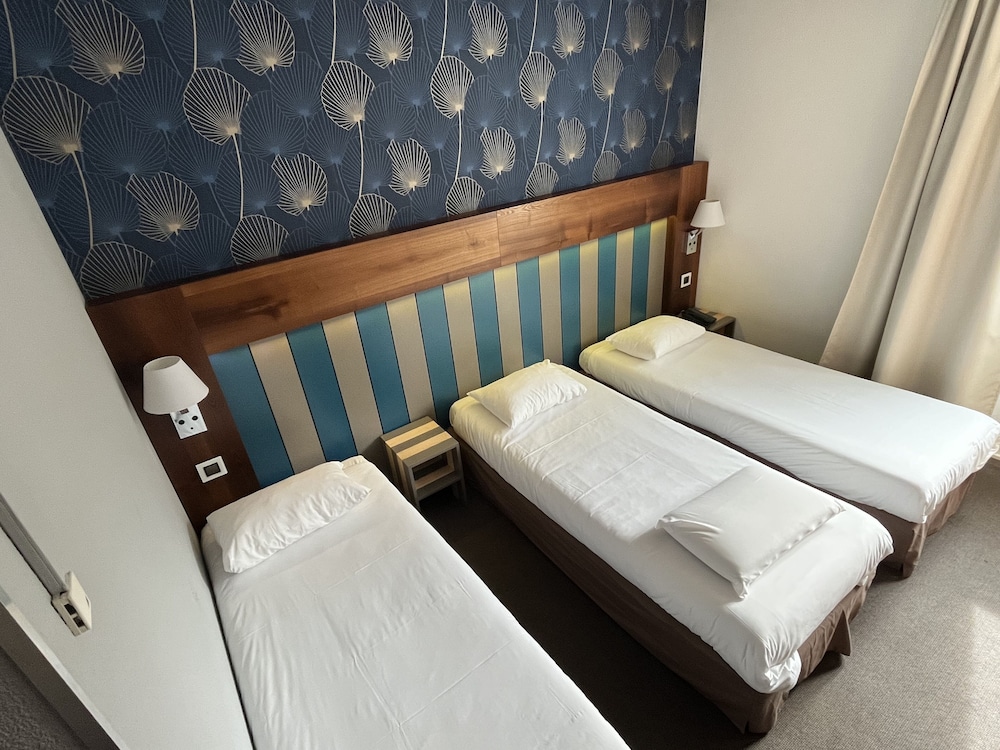 Chambre Triple photo 2