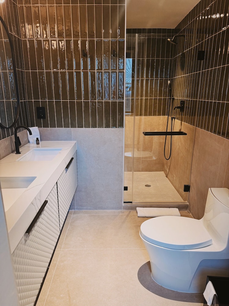 Penthouse (Suite) thumbnail 5