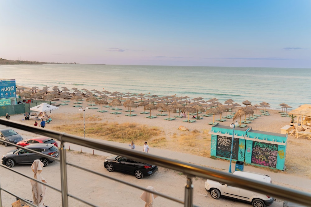 Premium Double Room, Beach View photo 3