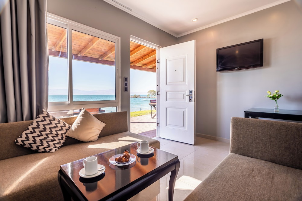 Superior Condo, Sea View photo 1