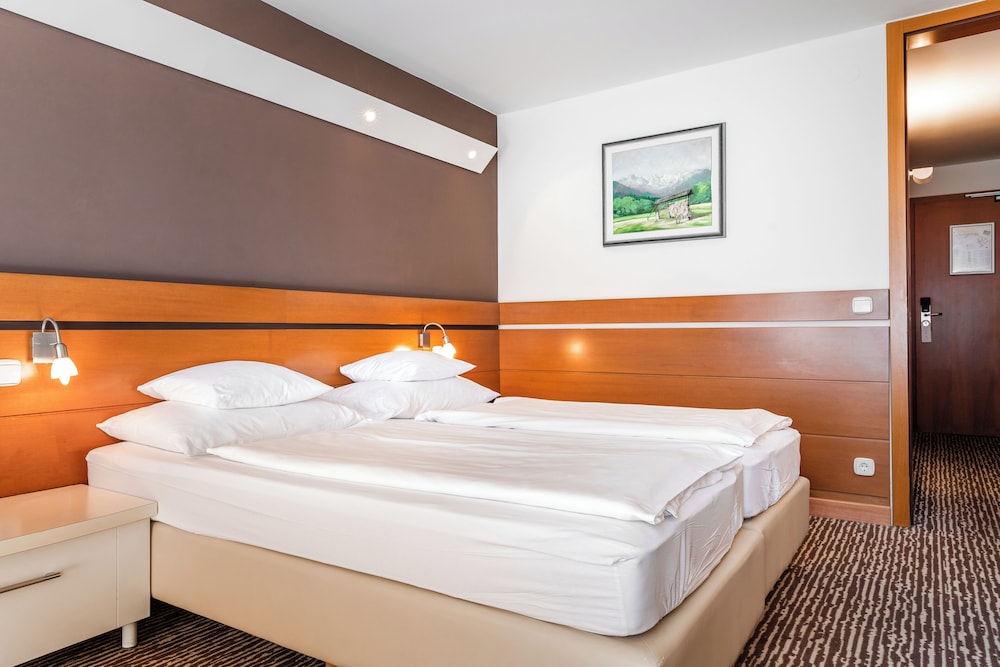 Superior Double or Twin Room, Non Smoking, Balcony photo 2