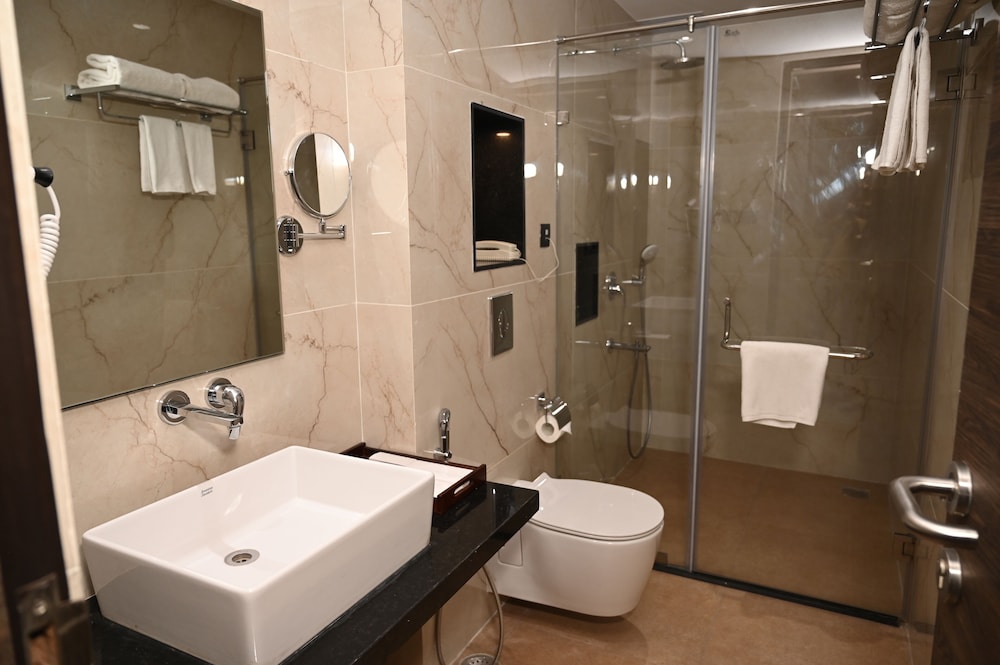 Premium Room - Photo 10
