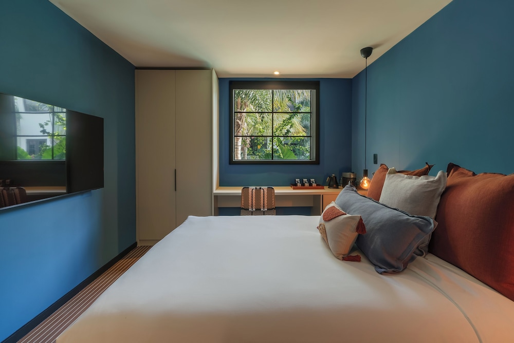 Standard Double Room, 1 Queen Bed, Garden View