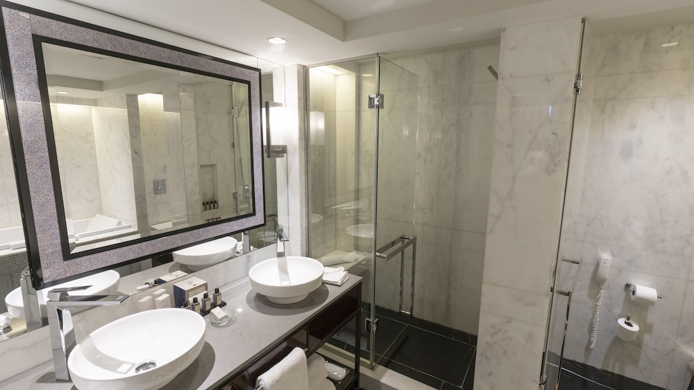 Family Suite, Lounge Access photo 3