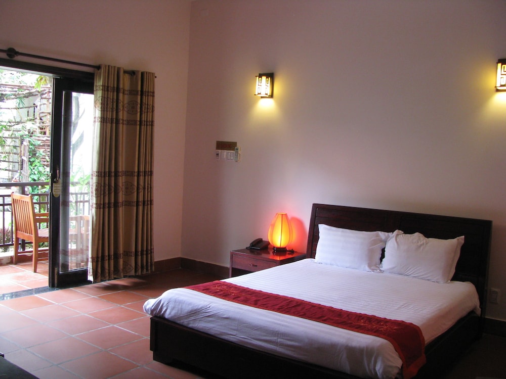 Deluxe Room, Garden View - Photo 9