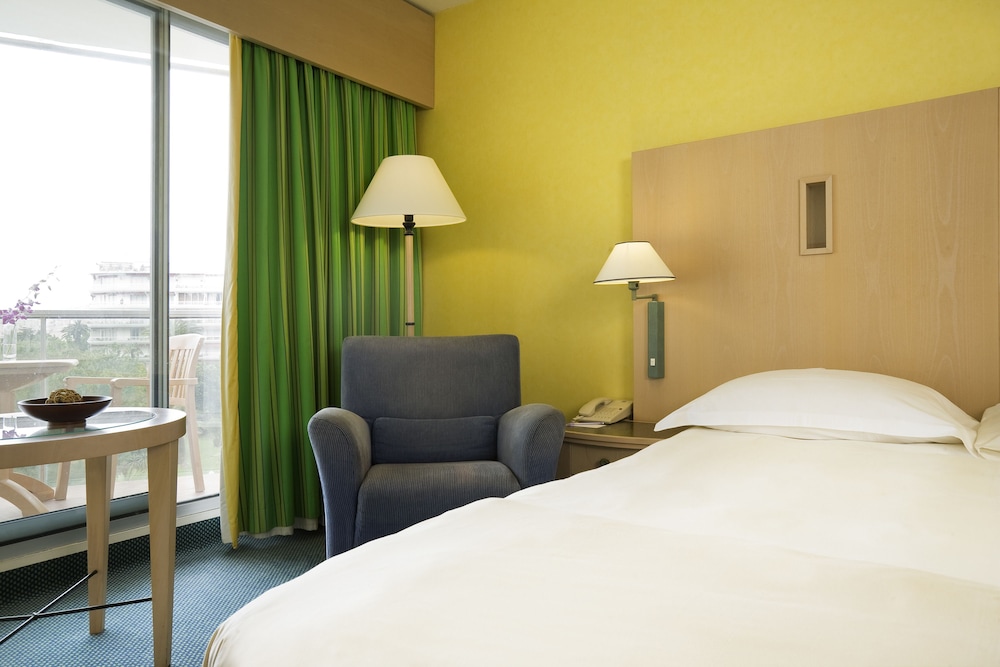 Classic Double Room, 1 Queen Bed, Garden Area photo 2