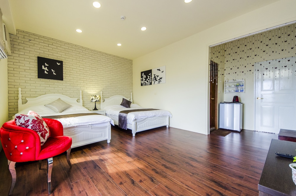 Family Quadruple Room photo 1