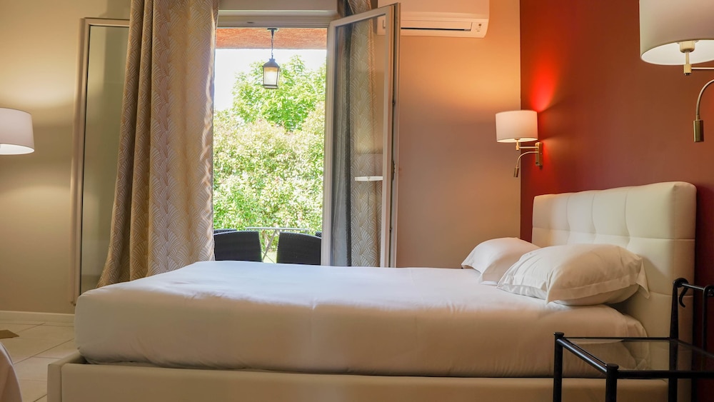 Triple Room - Photo 2