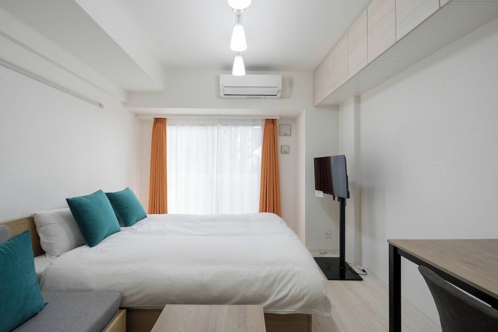 Basic Apartment, Non Smoking (308) photo 1