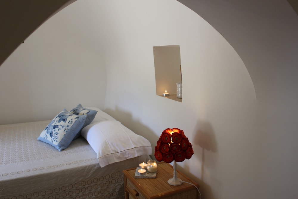 Classic Triple Room, Annex Building (200 mt away) photo 2