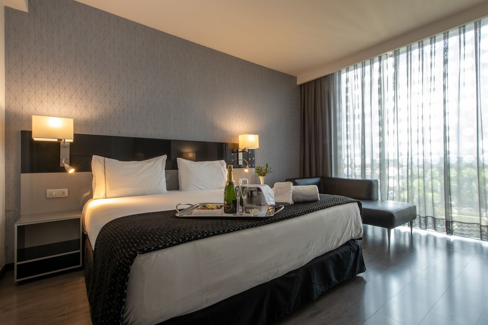 Double Room, 1 Double or 2 Twin Beds - Photo 1