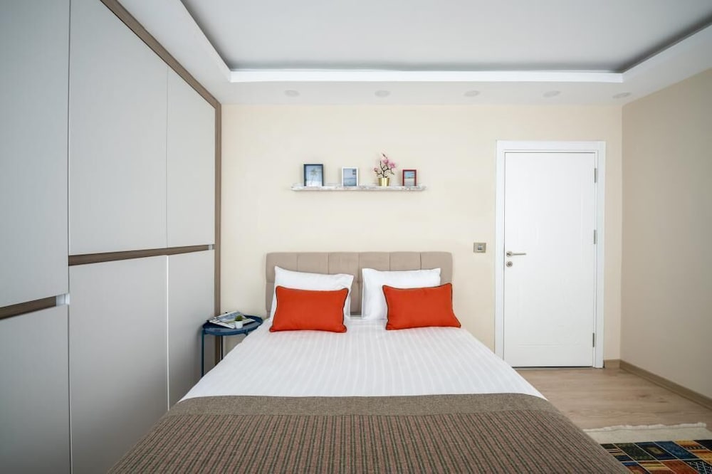 Luxury Apartment