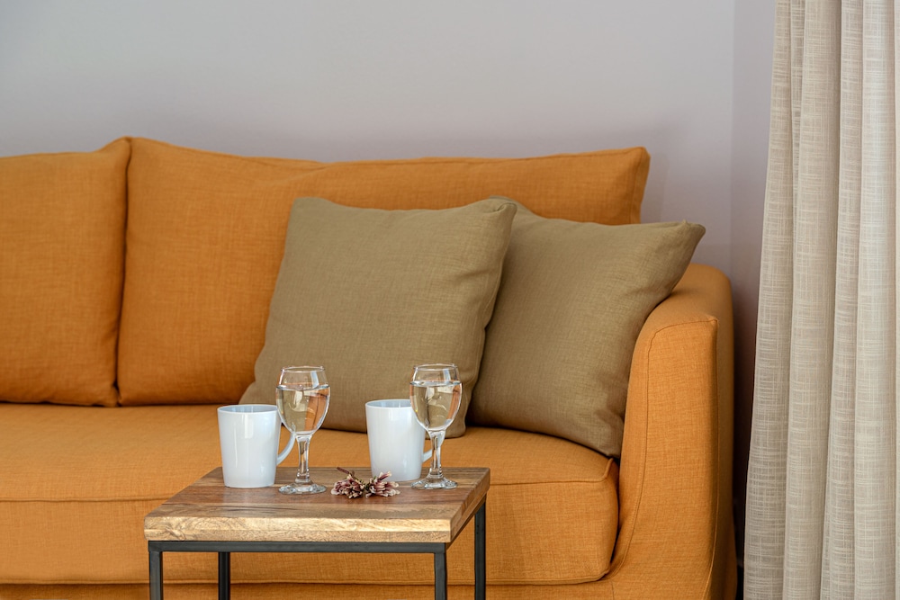 Opal Suite - Photo 6