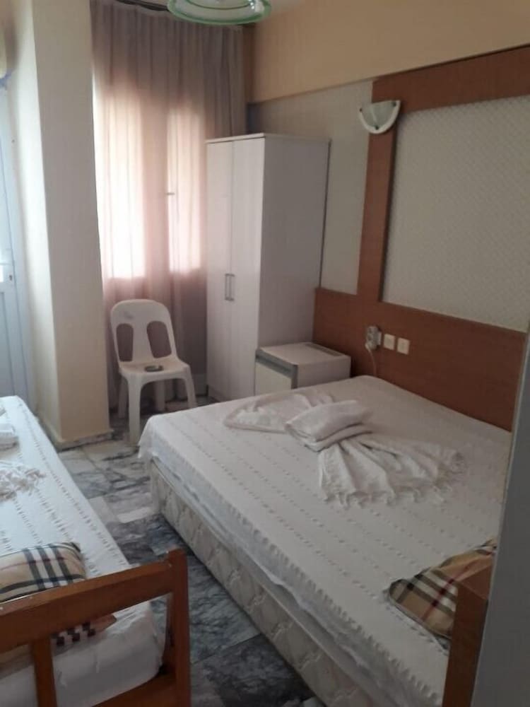 Standard Triple Room photo 3