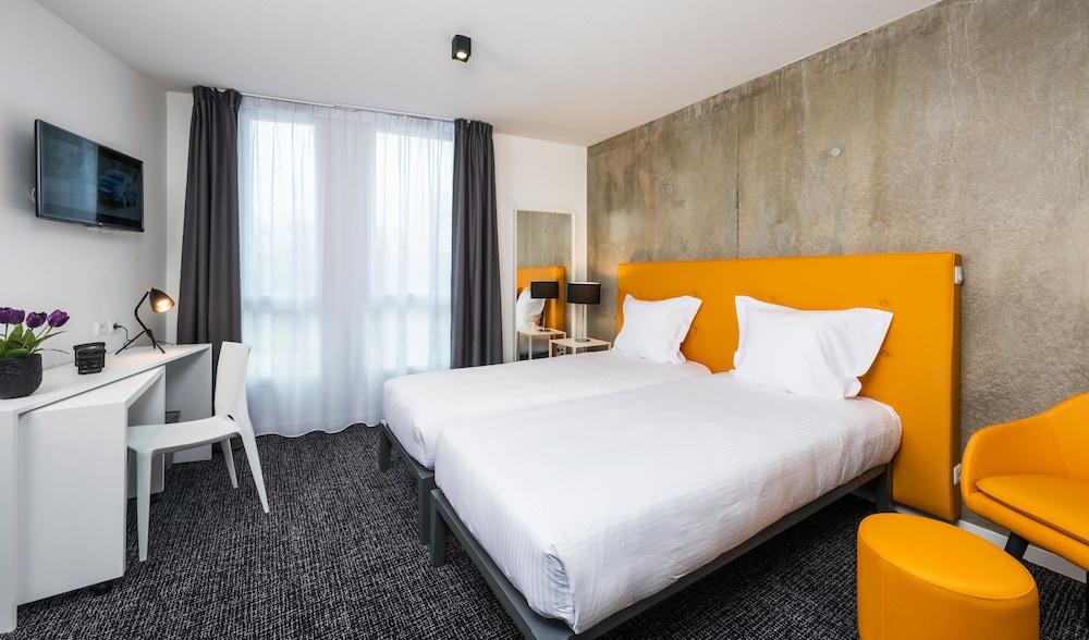 Business Suite, 2 Twin Beds