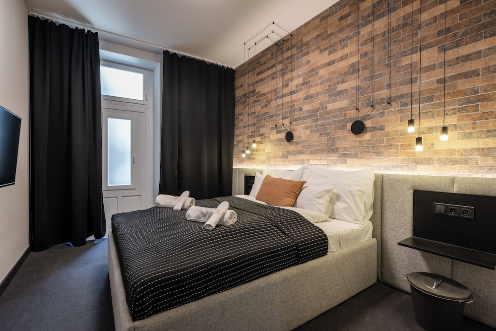 Executive Apartment