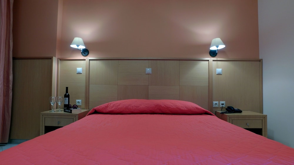 Basic Double or Twin Room photo 2