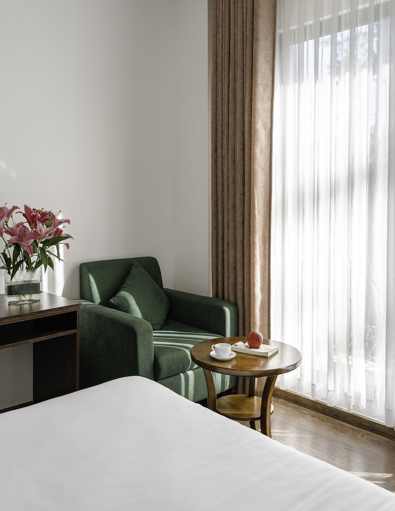 Deluxe Double Room, Balcony - Photo 7