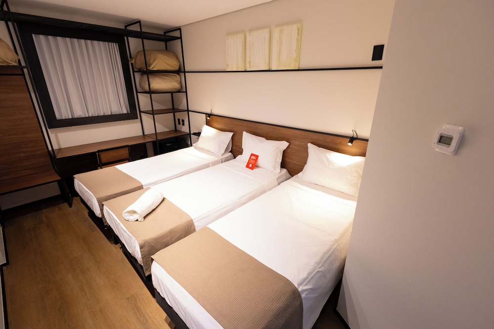 Superior Room, 3 Twin Beds