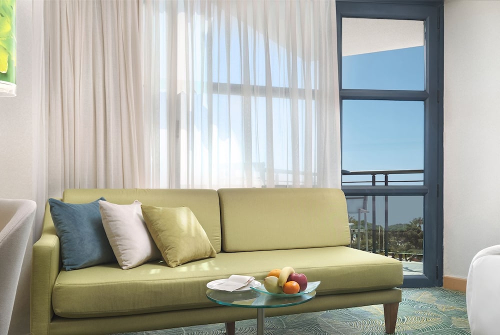 Standard Room, Garden View