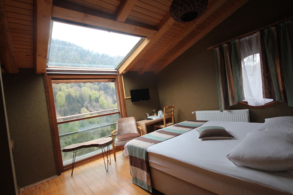 Honeymoon Double Room photo 3