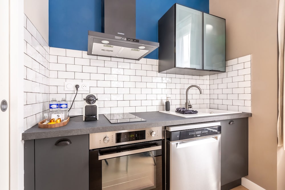 Standard Studio, Ensuite - Photo 11