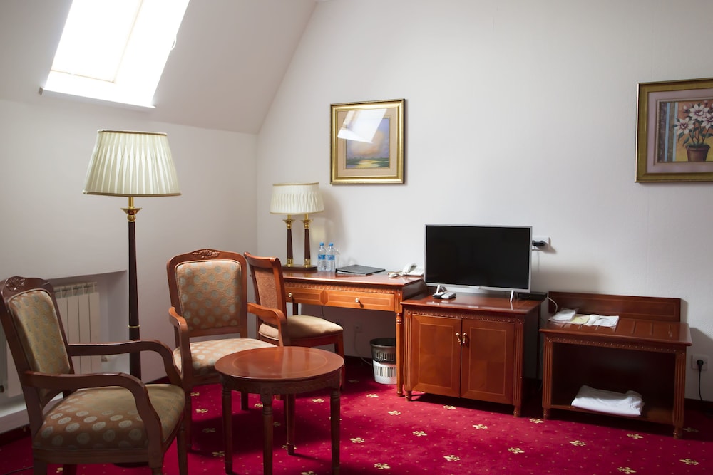 Standard Room, 1 King Bed (Mansarda)