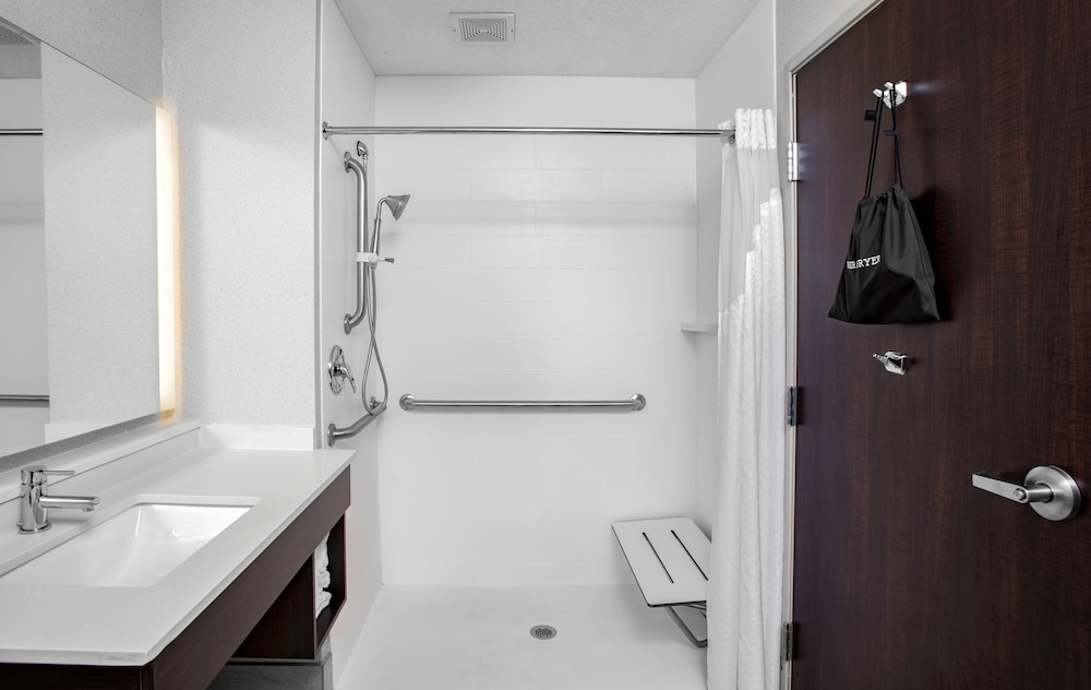 Holiday Inn Express Hotel & Suites Altoona-Des Moines by IHG, 写真 2