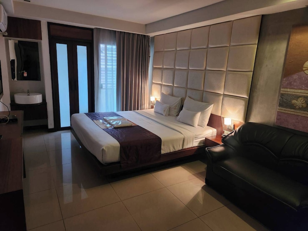 Deluxe Double Room photo 3