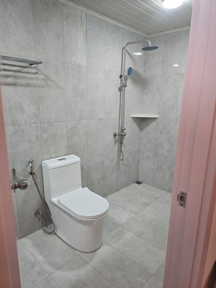 Double Room, 4 Bedrooms photo 3