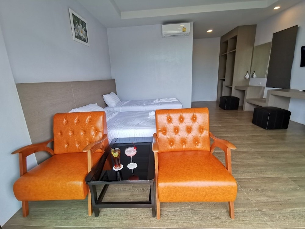 Deluxe Twin Room - Photo 4