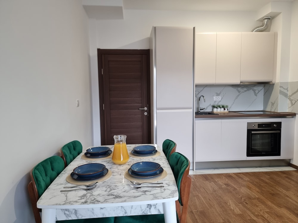 Luxury Apartment, 1 Bedroom (A1) - Photo 4