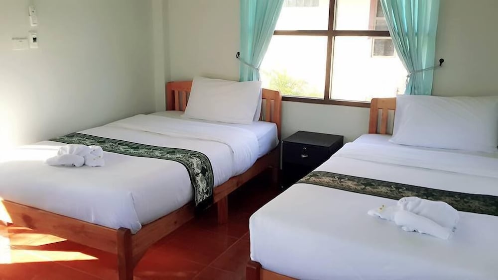 Deluxe Twin Room photo 1
