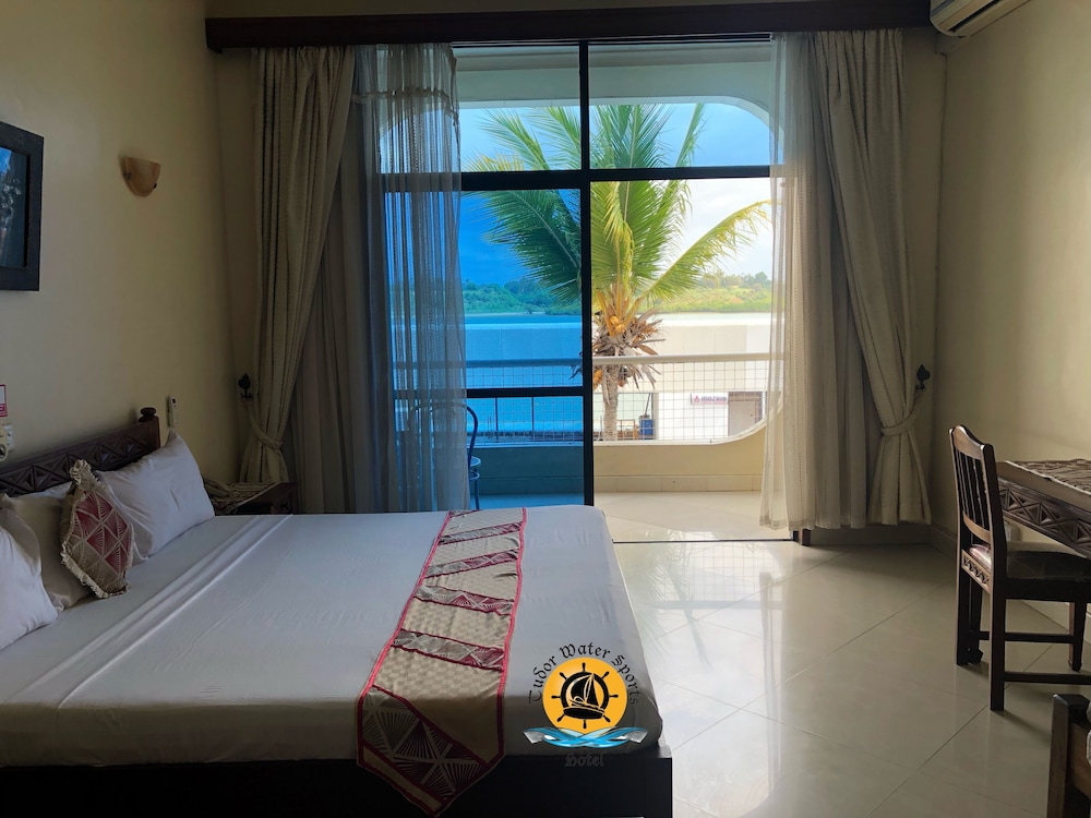 Standard Single SEA FACING Room