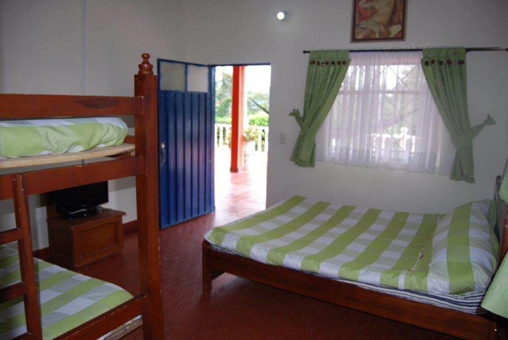 Family Quadruple Room, Multiple Beds, Mountain View photo 3
