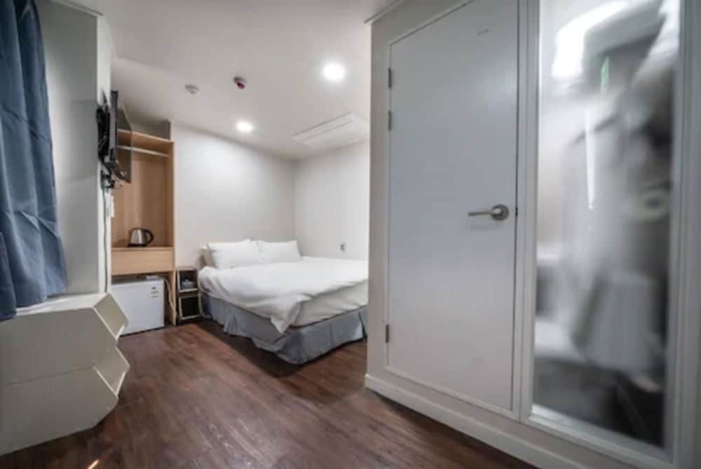 Superior Double Room - Photo 4