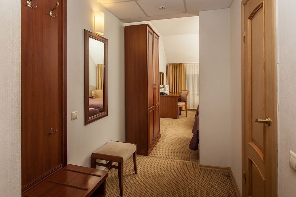 Standard Twin Room photo 3