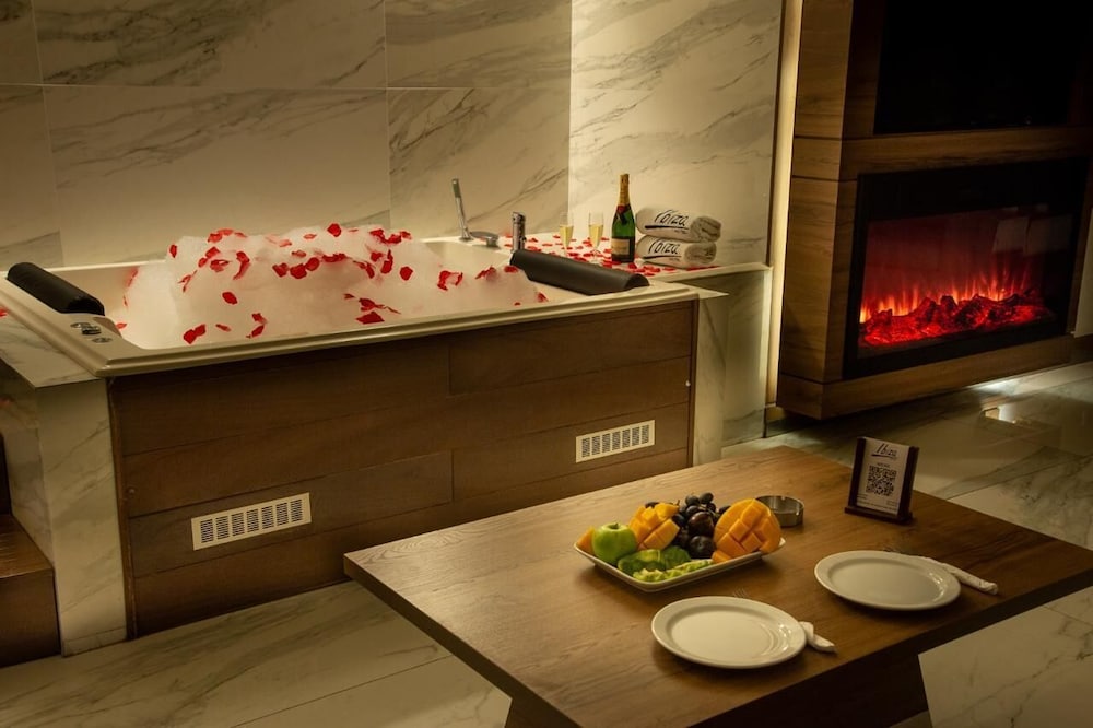 Executive Suite photo 2