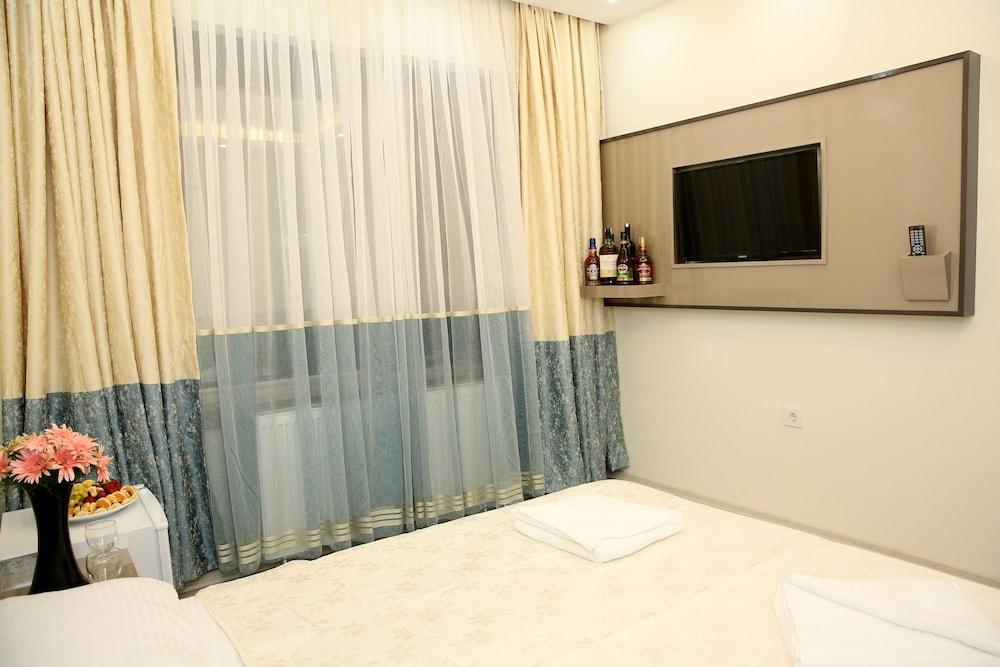 Economy Double Room, 1 Double Bed photo 3