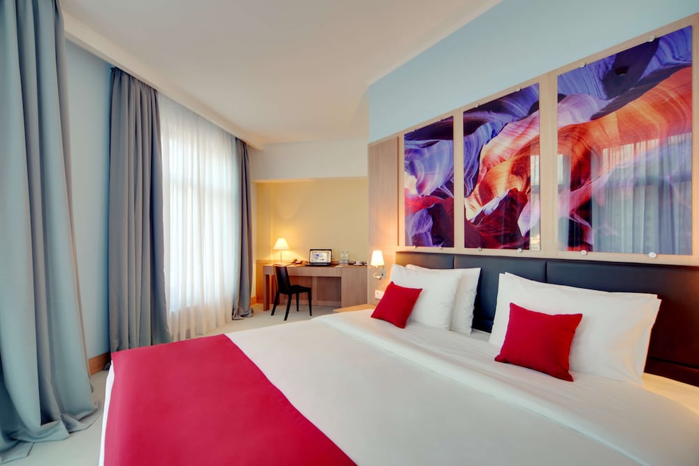 Suite photo 1
