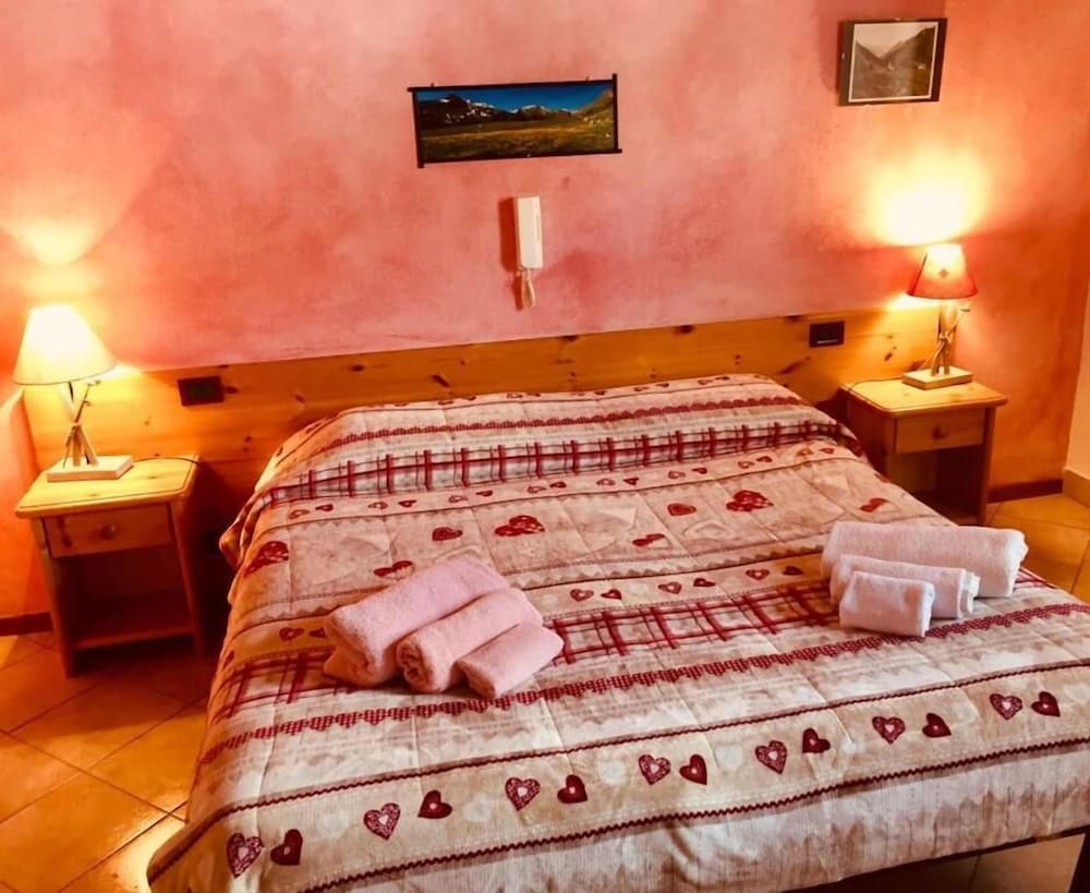 Standard Double Or Twin Room, 1 Bedroom, Ensuite, Garden Area photo 1